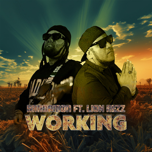 他含着她的花蒂猛吸
